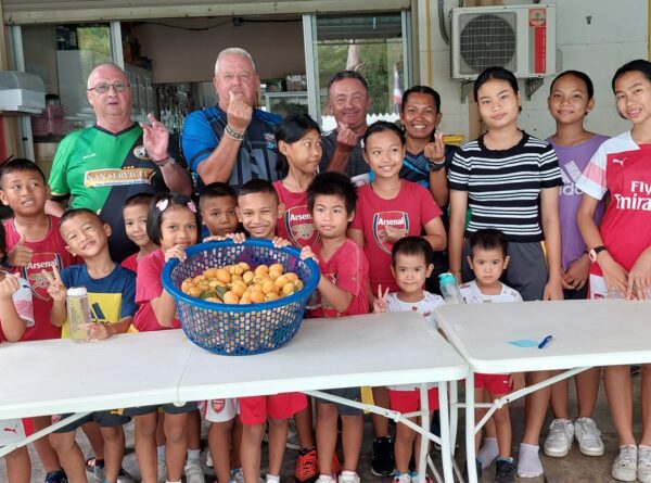 Thanks to Nan, Mr Terry, Mr Dan, Mr Ady for the fruit for the children