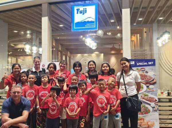 Super thanks to our long lasting friends Anna and Dean