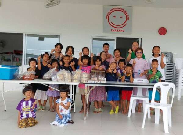 Thanks Pechluck, Boansiri and Jan for the very delicious cookies.