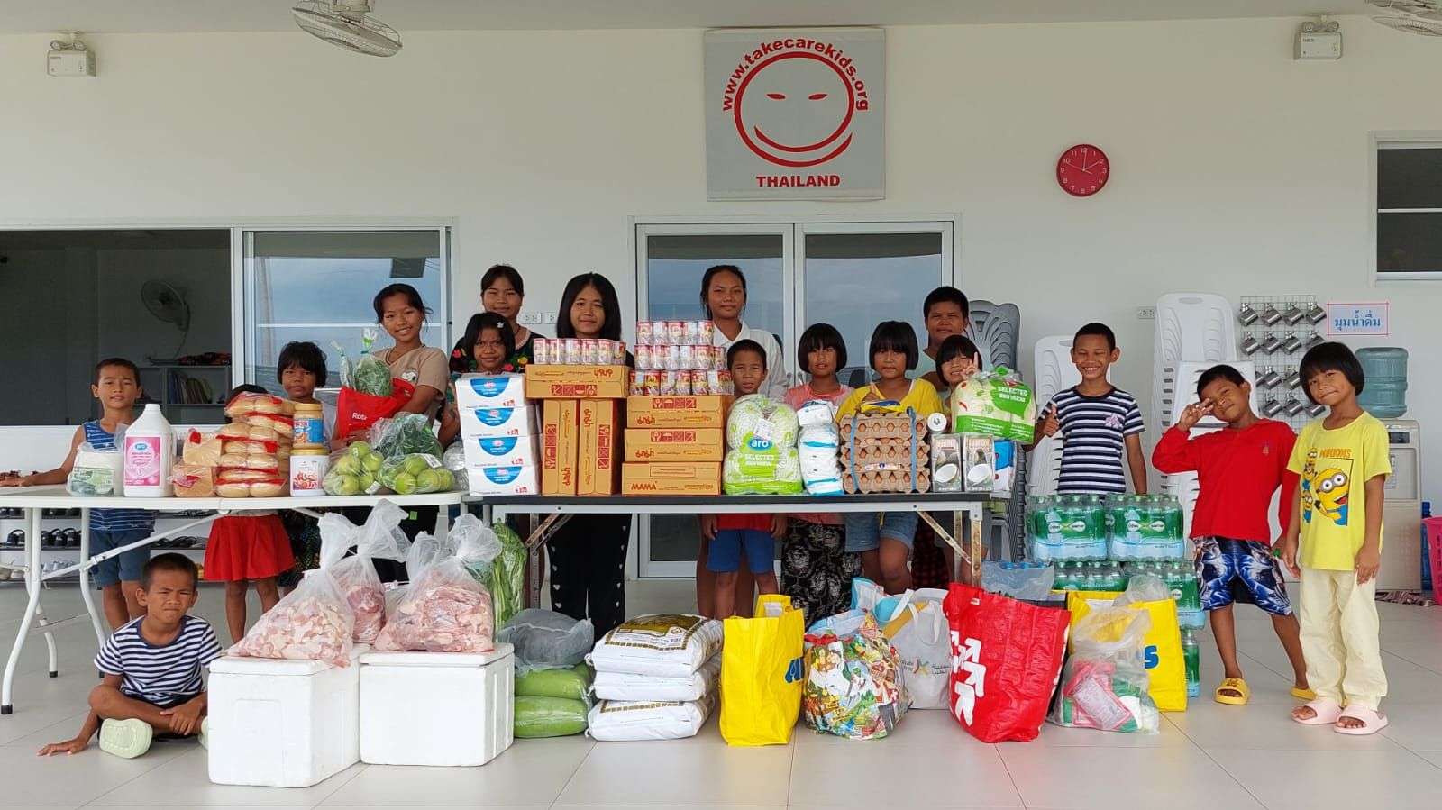 We express our sincere gratitude to an anonymous