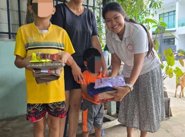 School uniforms for Singto and Maek