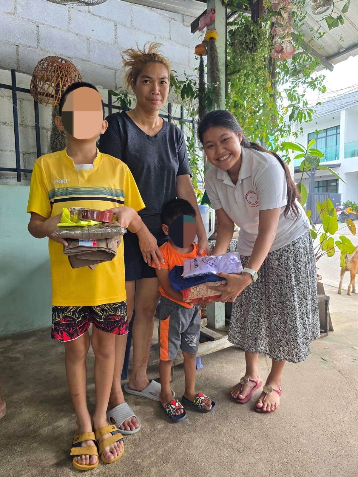 School uniforms for Singto and Maek