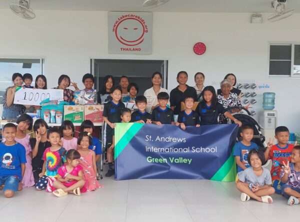 Japanese families from St. Andrews Green Valley