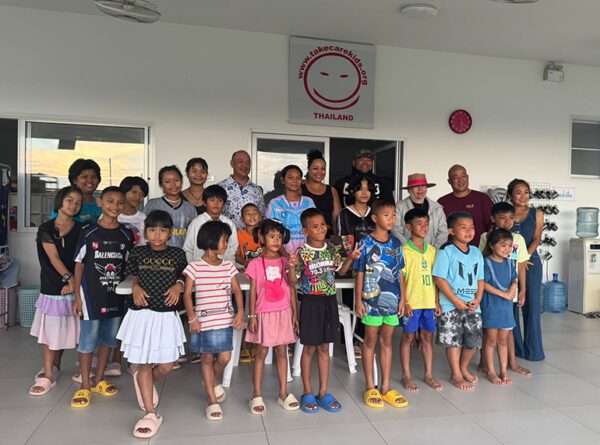 Thanks to Leong, Ganiko and Fujinaga families from Hawaii.