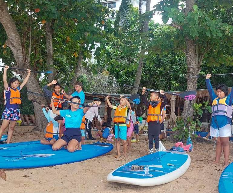 วันที่สวยงามริมชายหาดกับ Amara Watersport