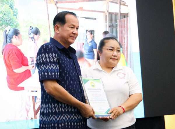 Nongprue municipality awards TCK.