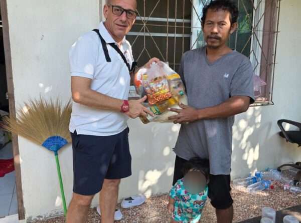 Helping Tabtim and her father