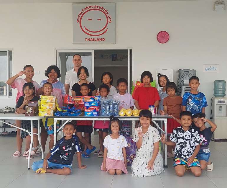 Oskar ci vizia sempre