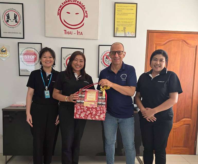 Riunione con il Dip. Politiche Sociali di Nongprue