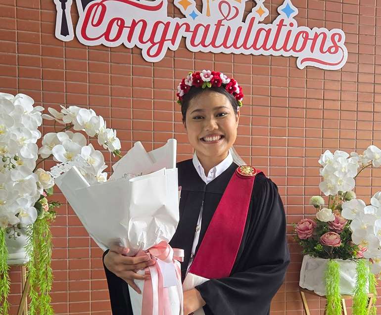 ยินดีด้วยนะหนึ่ง